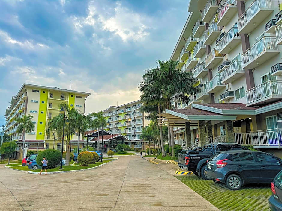 ANIA CONDO STAY