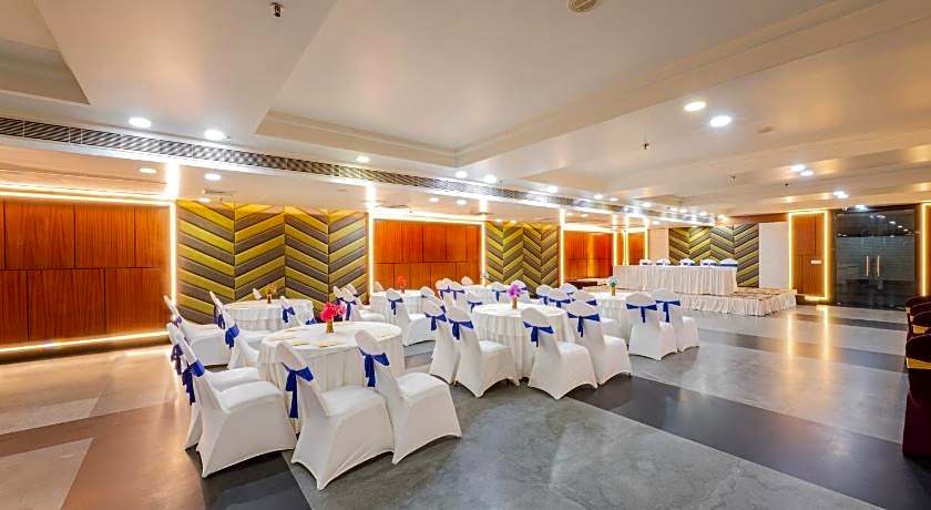 Hotel The Taj Vilas