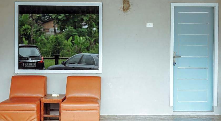 Pondok Kelapa Homestay near Unila Lampung RedPartner