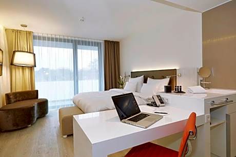 elaya hotel kleve, ehemals The Rilano Hotel Cleve City