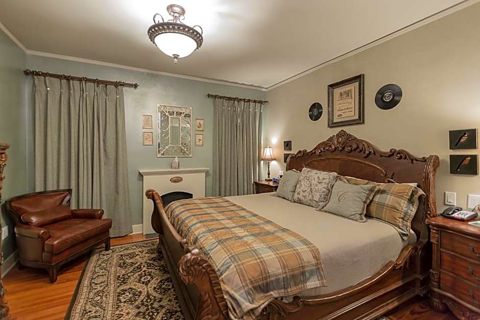 The Campbell Hotel