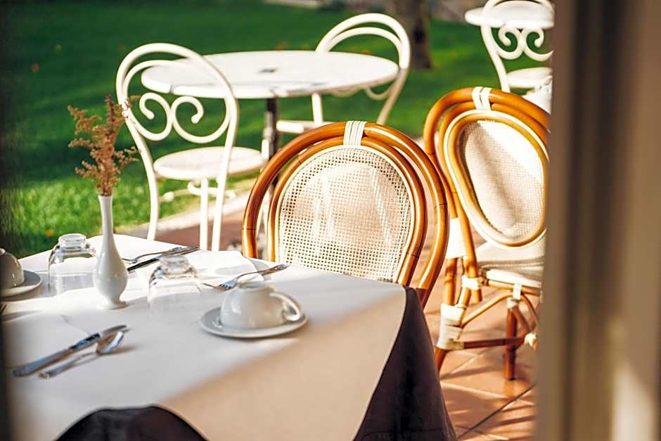 GRANDE HOTEL PARIS by STAY HOTELS