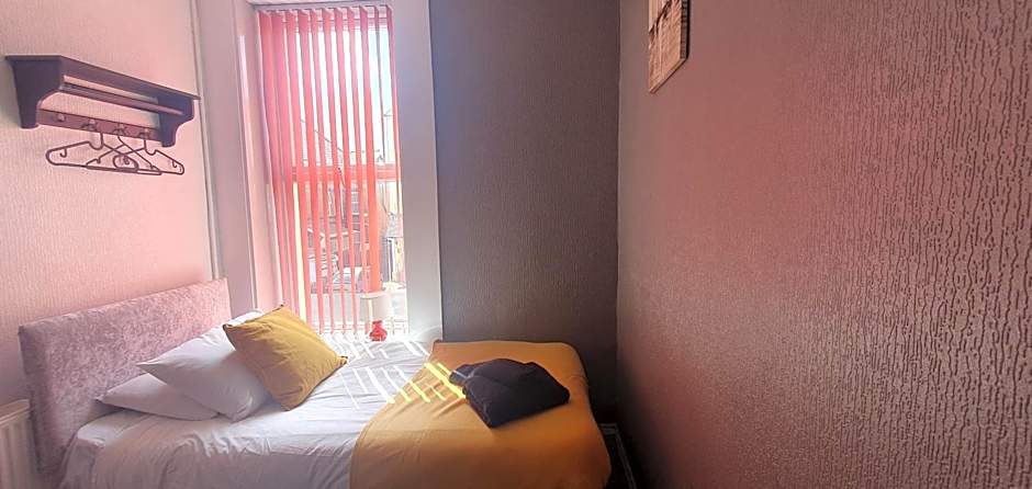 Las Palmas Hotel by the Sea