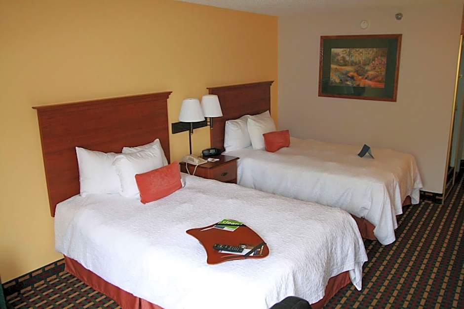 Hampton Inn By Hilton Laurinburg