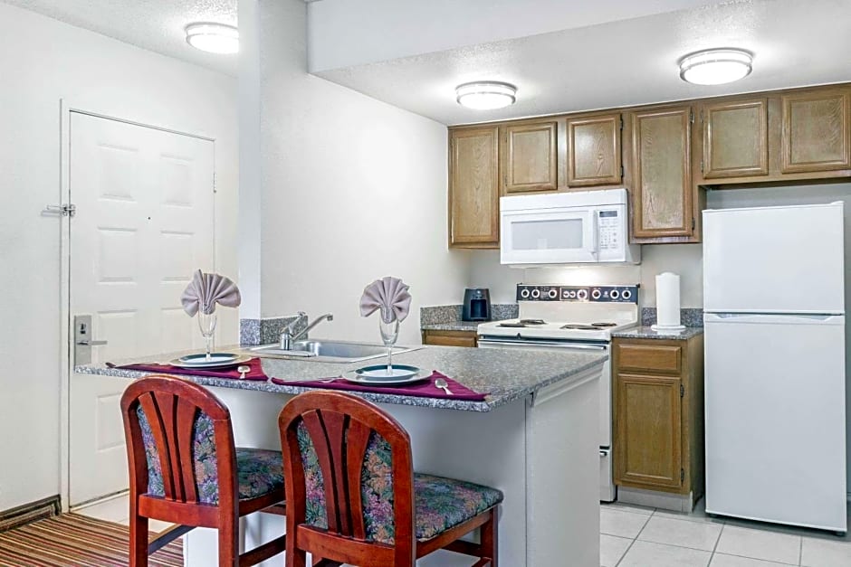 Hawthorn Extended Stay by Wyndham Richardson