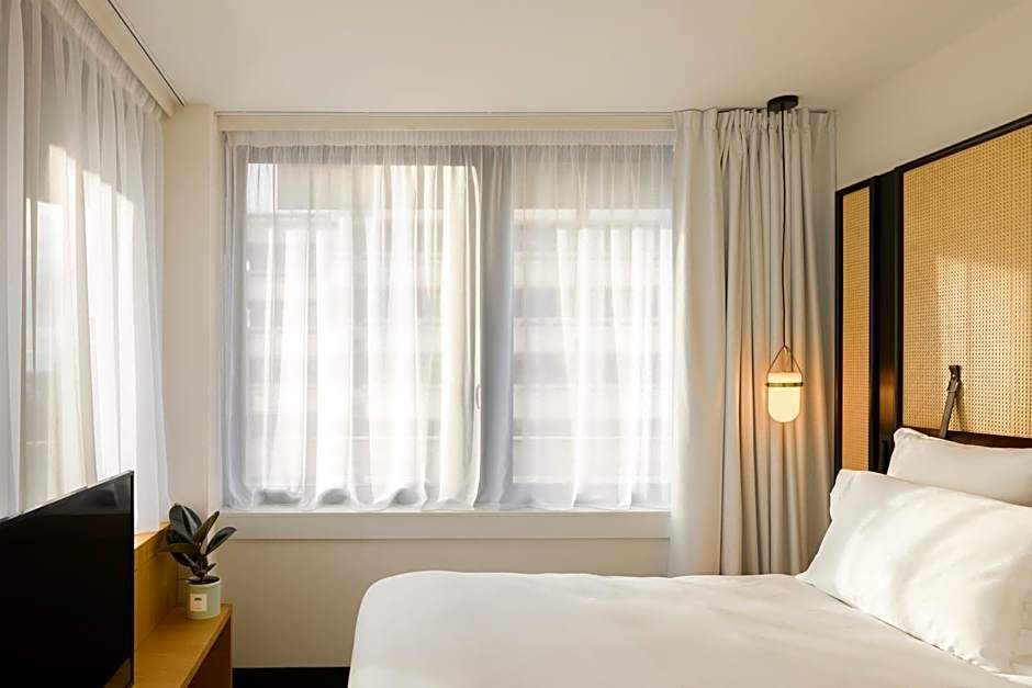 FirstName Bordeaux by Hyatt