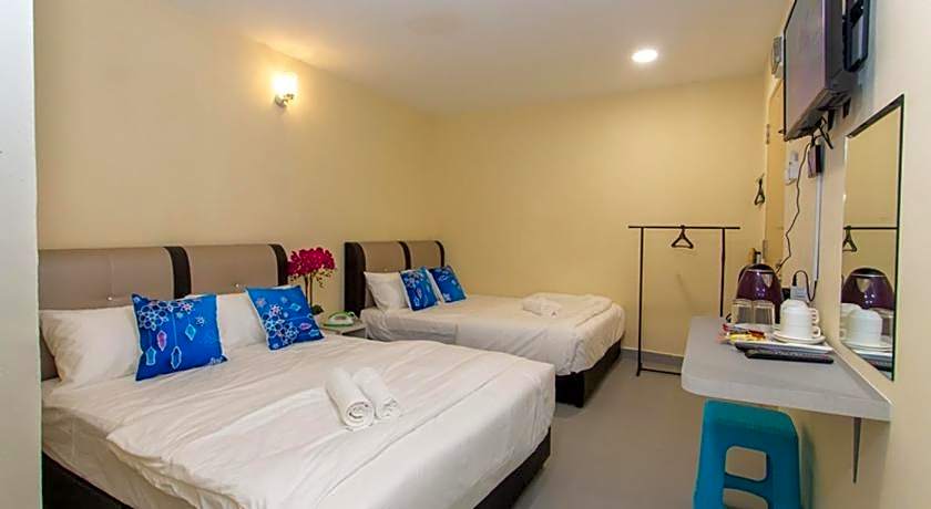 Southern Tip Hotel - City & 100m walk to McDonald's & FREE DOBI