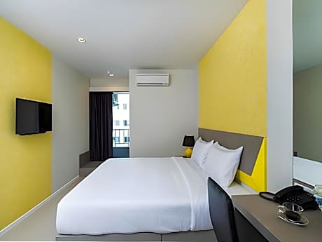 Standard Double Room - Non-Smoking