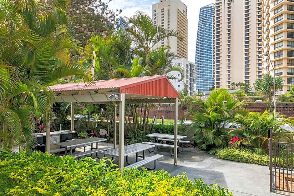 Trickett Gardens Holiday Inn