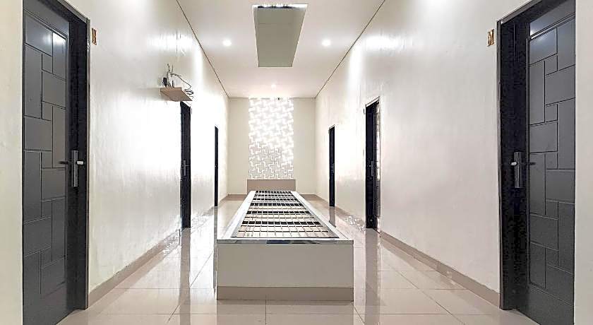 Urbanview Hotel Syariah near Polda Jambi