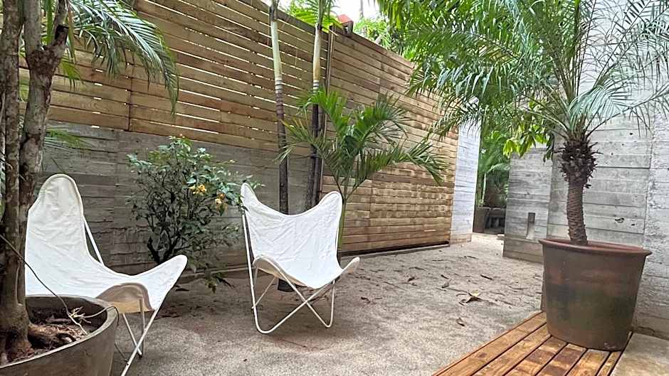 Ona & Sich - Casa Macu Saladita surf break