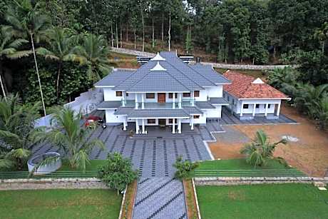 Humblebee Retreat Thattekad