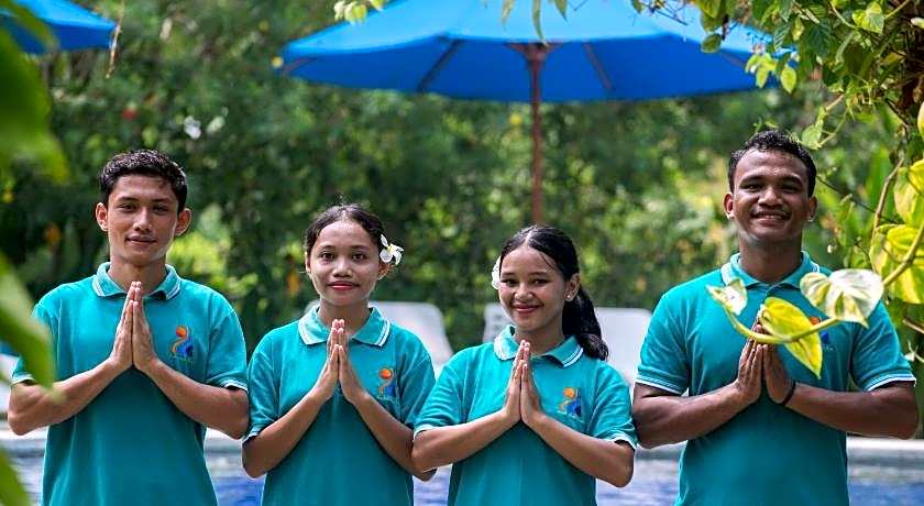 Puri Sari Beach Hotel