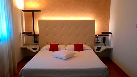 Family King Room with Sofa Bed