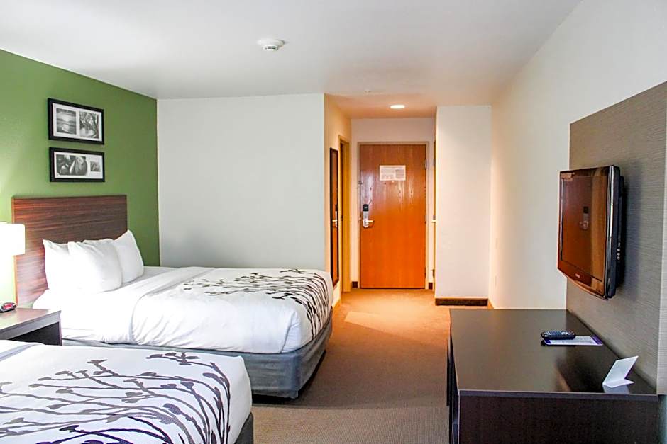 Sleep Inn & Suites Conference Center Eau Claire North