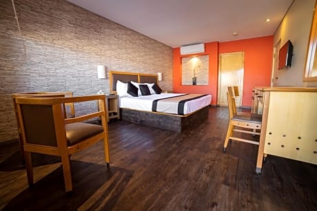 King Room with Pool View