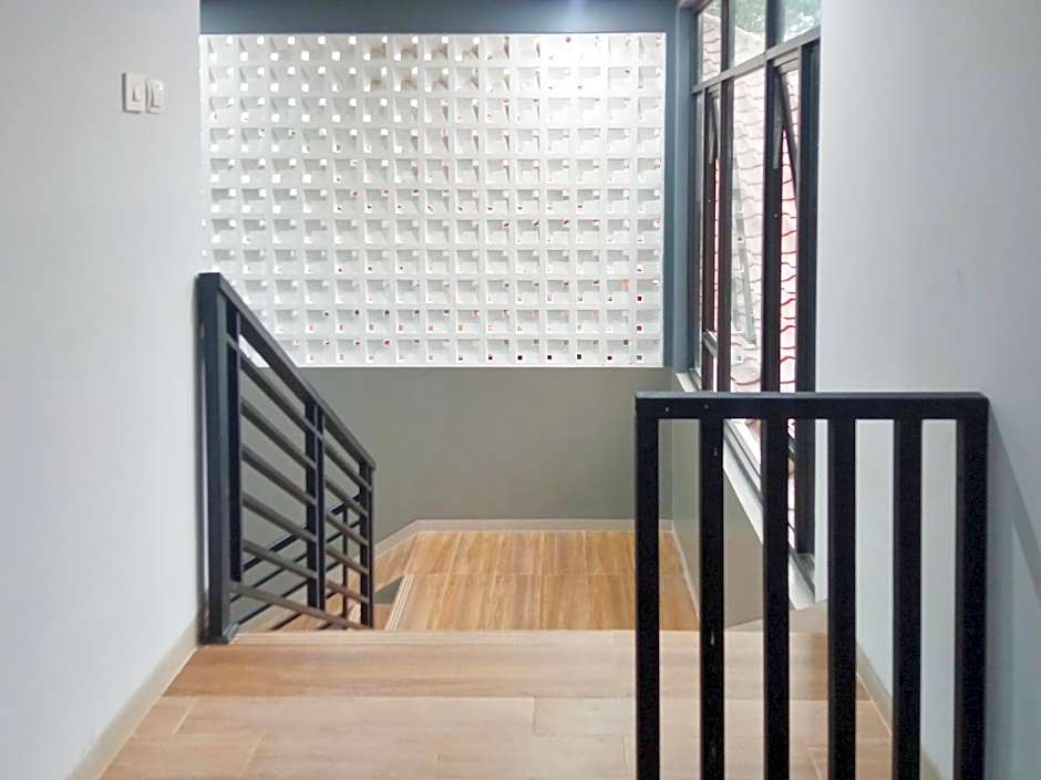 RedDoorz @ Hotel DPraya Pati