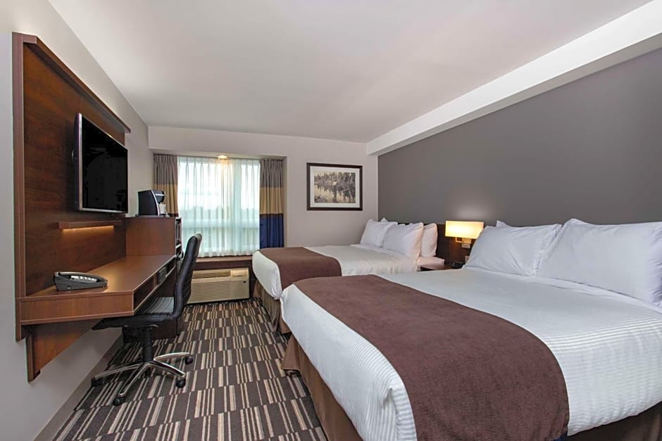 Microtel Inn & Suites by Wyndham Mont Tremblant