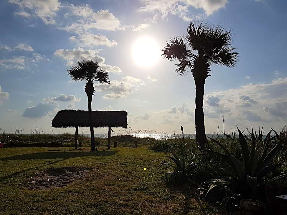 South Beach Inn - Cocoa Beach