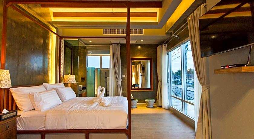 Kroque Boutique and Bistro Hotel