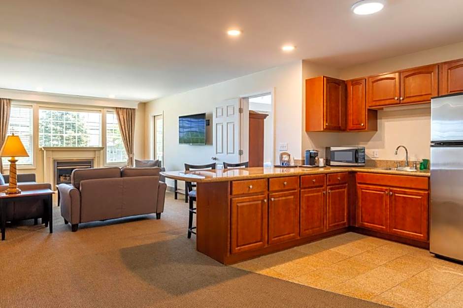 Ogunquit Hotel and Suites