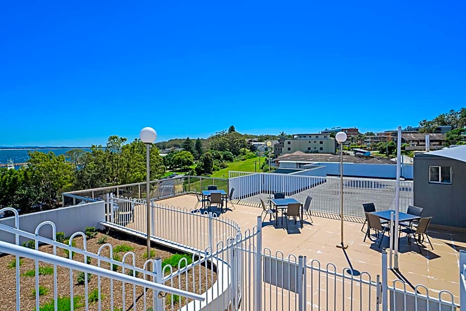 Nelson Towers Motel & Apartments