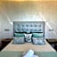 Hotel Marola