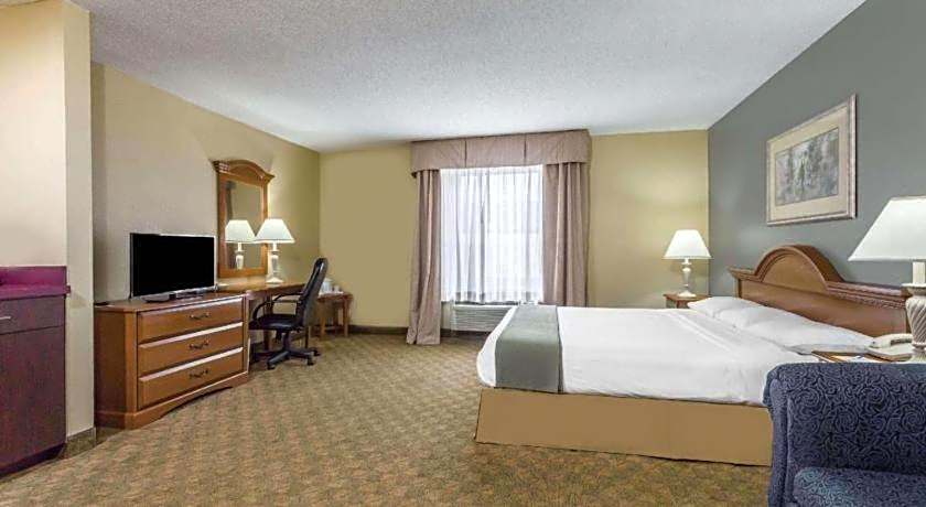 Days Inn by Wyndham Selma