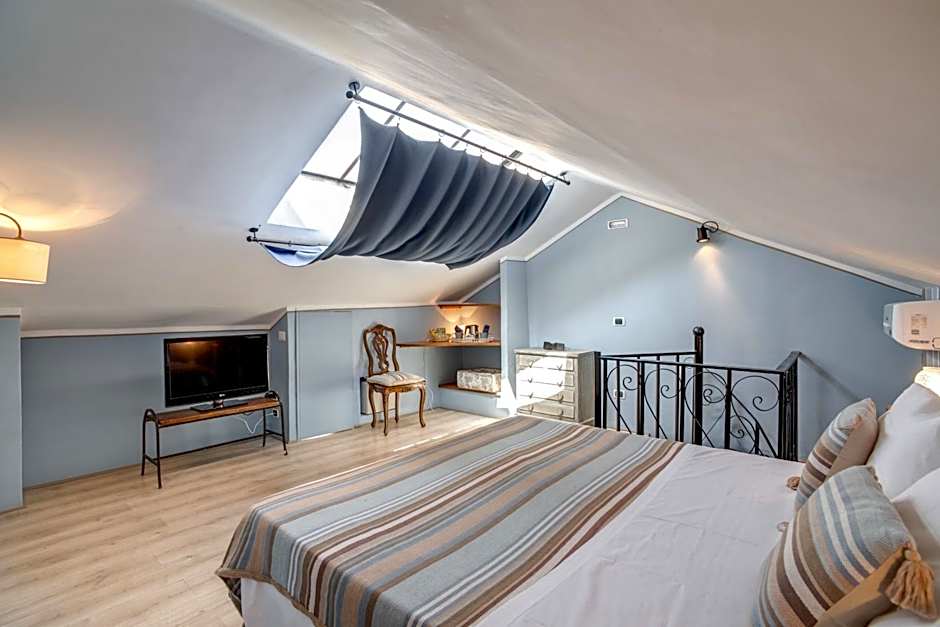 Photo 1 of 8 of Double Room