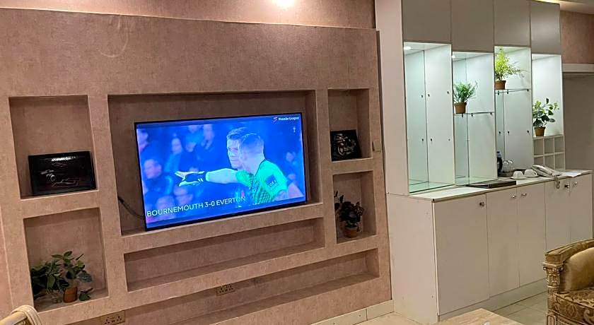 The Palms Hotel By Laterre