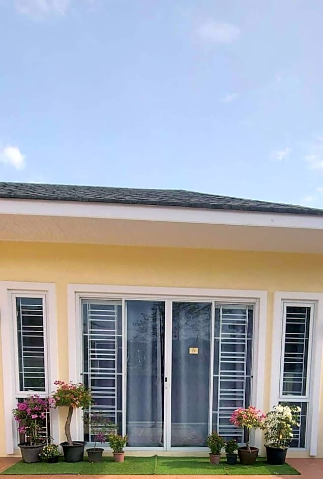 Udomsuk villa phuket