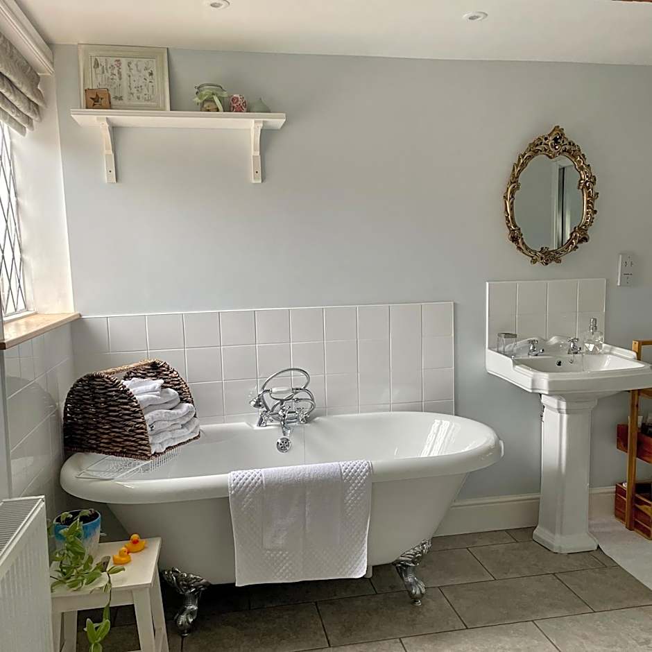 Eagle House - Award Winning B&B and Apartment