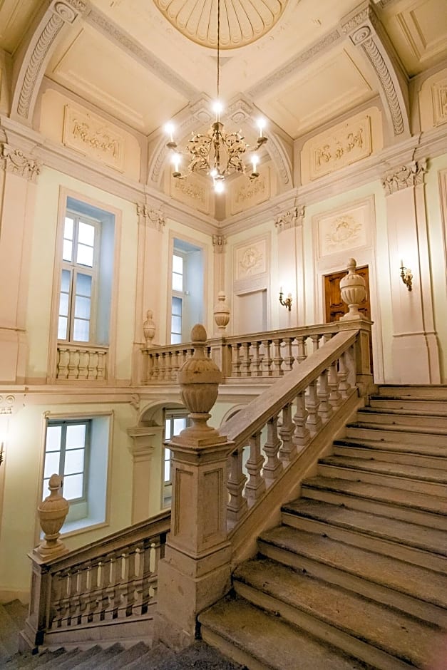 Royal Palace Hotel
