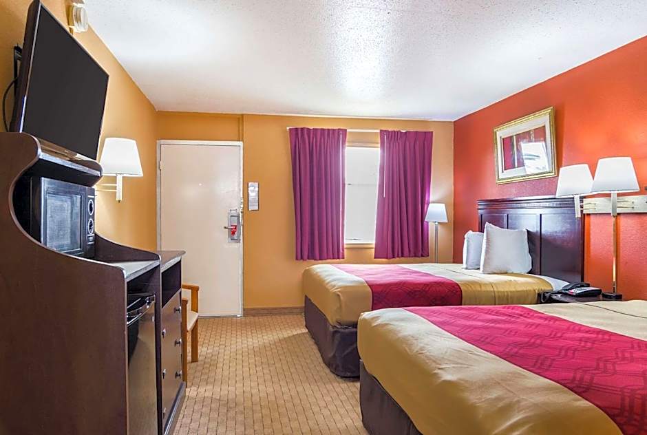 Econo Lodge Jacksonville near Little Rock Air Force Base