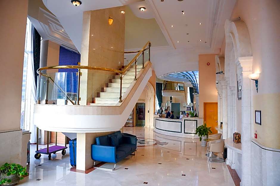 Grand Continental Flamingo Hotel