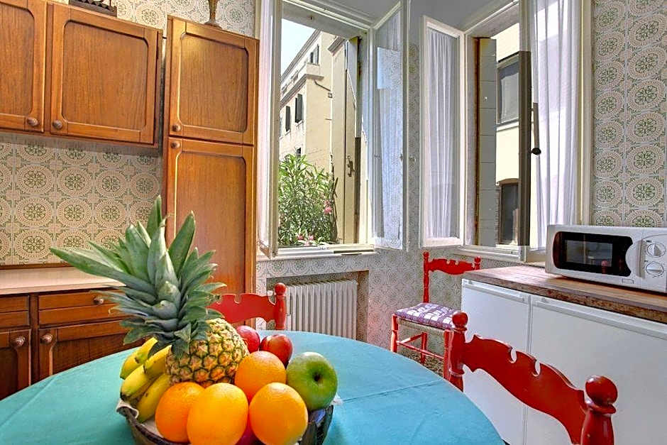 Testa - WR Apartments