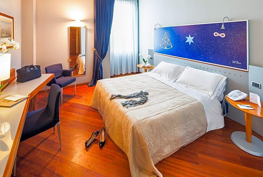 Cosmo Hotel Torri