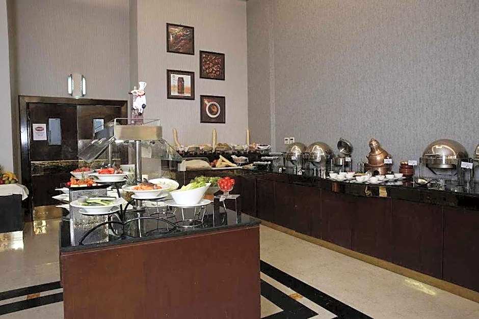 Sunday Signature Riyadh Formerly Qaser Al Hamra by Warwick