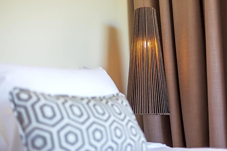 180 South Seaside Hotel