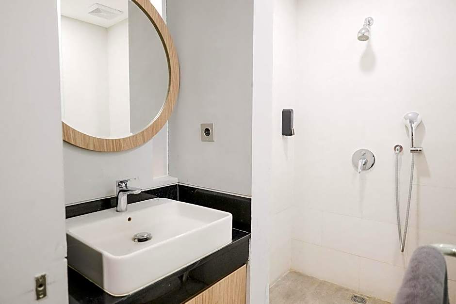 Sans Hotel Puri Indah Jakarta