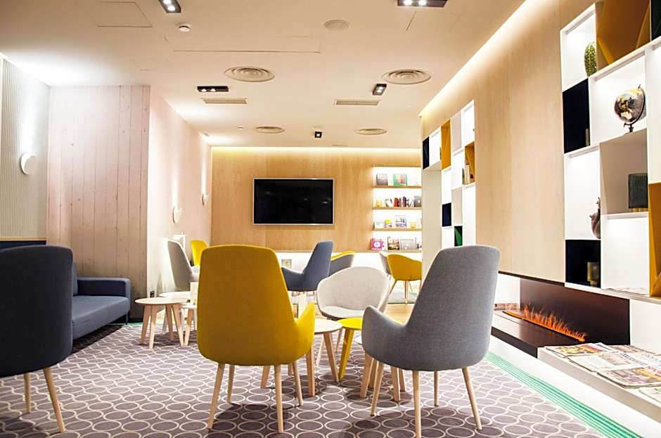 Suites Plaza Hotel & Wellness