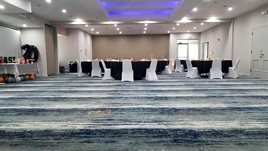 Pace Hotel Addison