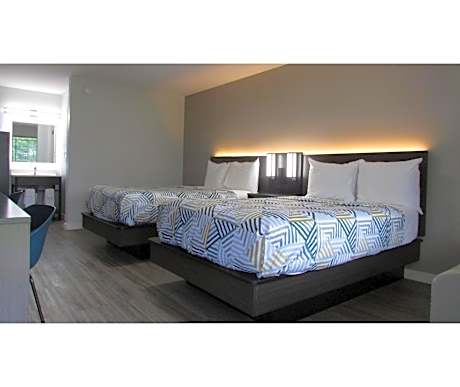 2 Full Beds | Smoking, Micfridge