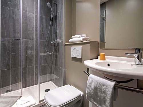 ibis Paris Avenue de la Republique