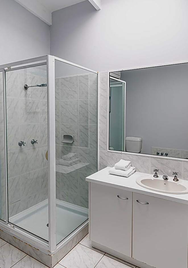 Beachfront Terraces with Onsite Reception & Check In