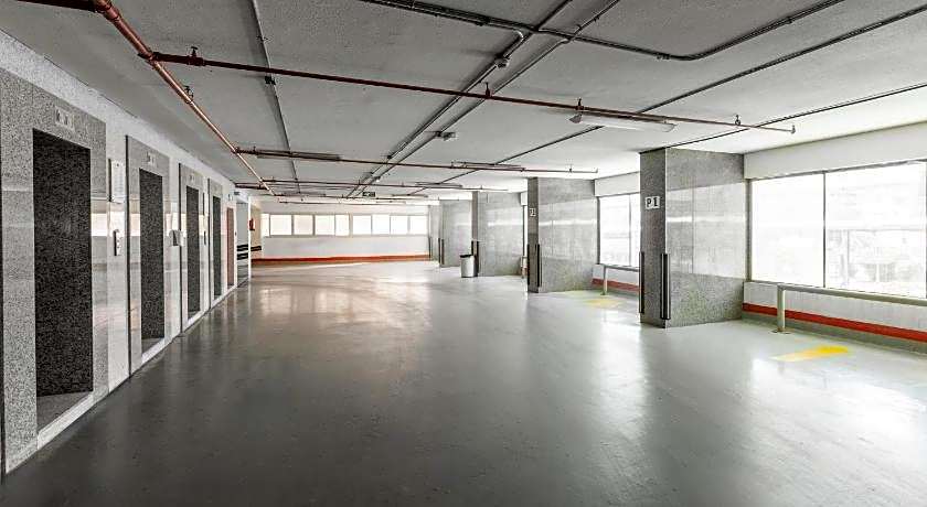 Barakat Burhan Hotel