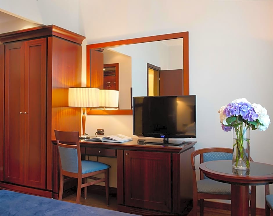 Starhotels Excelsior
