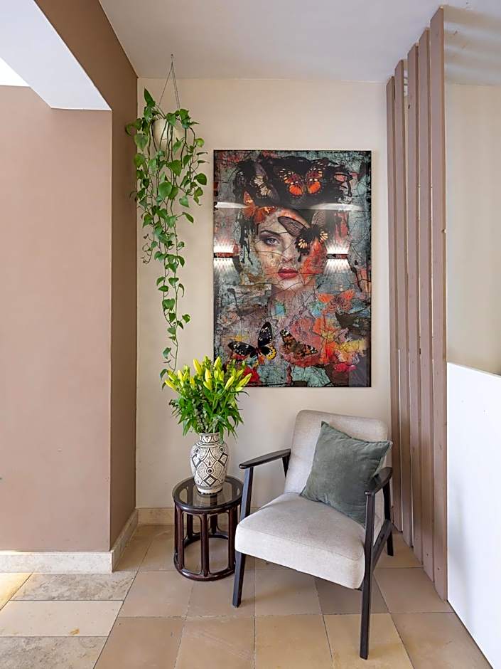 Smart Stay Hotel Station