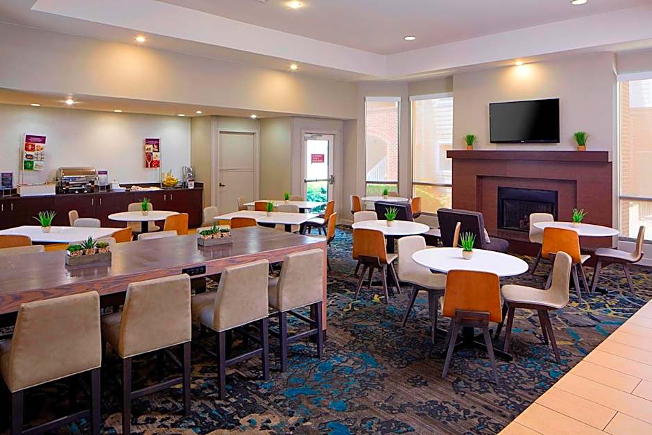 Residence Inn by Marriott Atlanta Airport North/Virginia Avenue