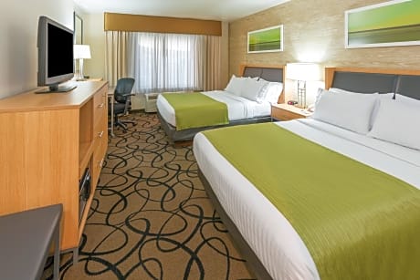 Standard Queen Room with Two Queen Beds - Drive Up Access